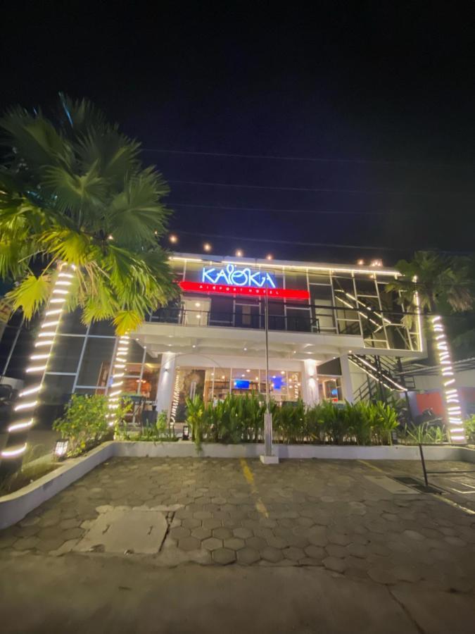Kaloka Airport Hotel Sumbawa Besar Esterno foto
